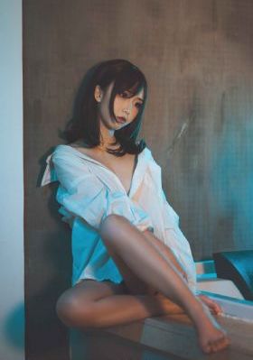 亚洲国产女人精品999_720免费在线观看